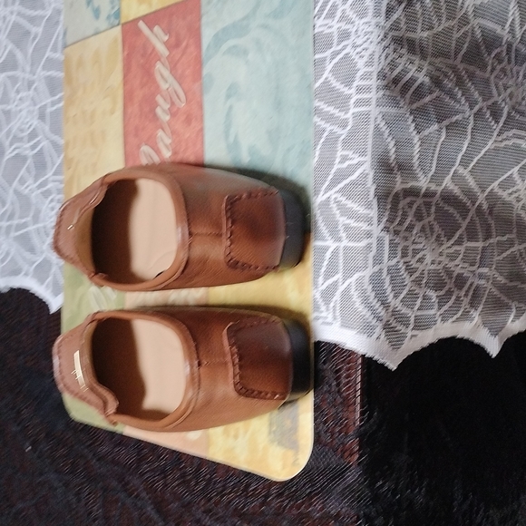 Michael Kor - Picture 2 of 2